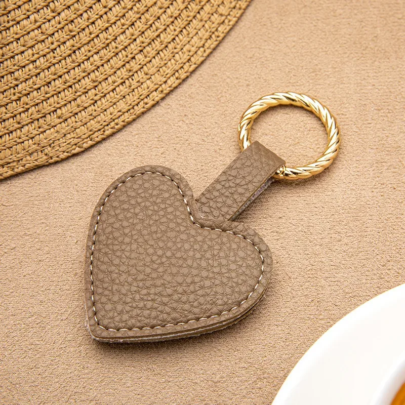 sac de voyage pince à chapeau kawaii en forme de coeur en cuir pu cintre de chapeau voyage en plein air plage chapeau pinces accessoires de voyage étiquettes de bagages