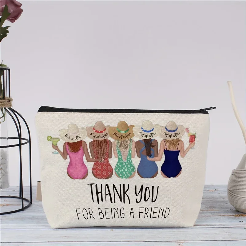 une trousse de maquillage super mignonne, idéale pour les voyages, et également un cadeau d'anniversaire parfait pour une amie. articles essentiels légers, utilisés pour l'orgue