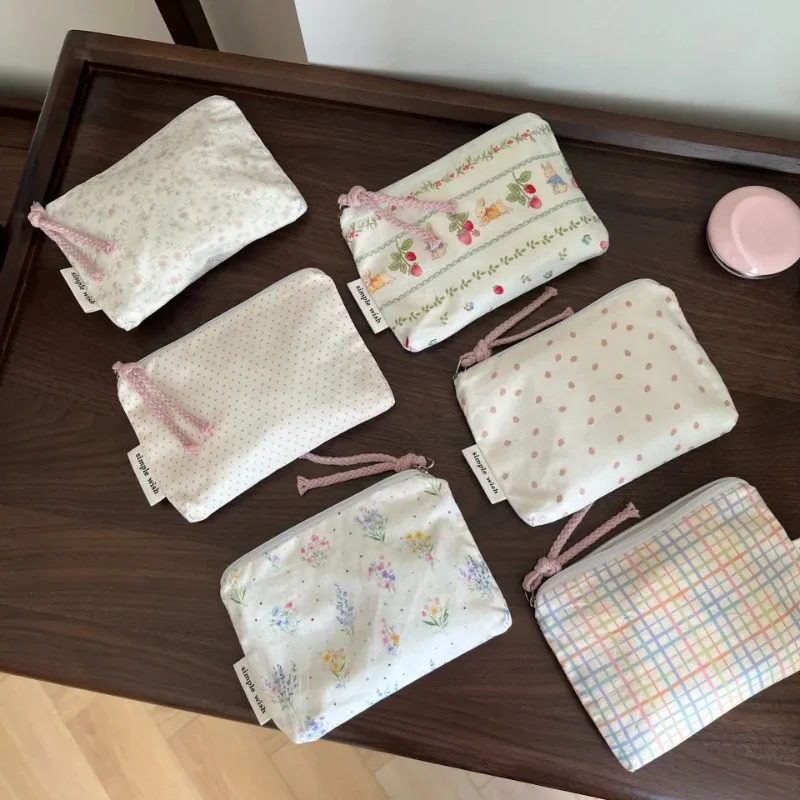Nouvelle Pochette de Maquillage Tendance pour Rouge à Lèvres et Serviettes Hygiéniques, Mini Trousse de Rangement Cosmétique, Sacs de Voyage Organisateurs pour Femmes, Petite Pochette de Rangement