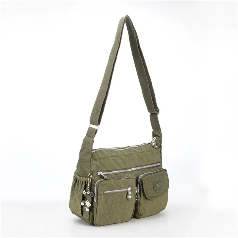 sac messager léger format a4, sac à bandoulière imperméable, sac unisexe grande capacité pour hommes et femmes