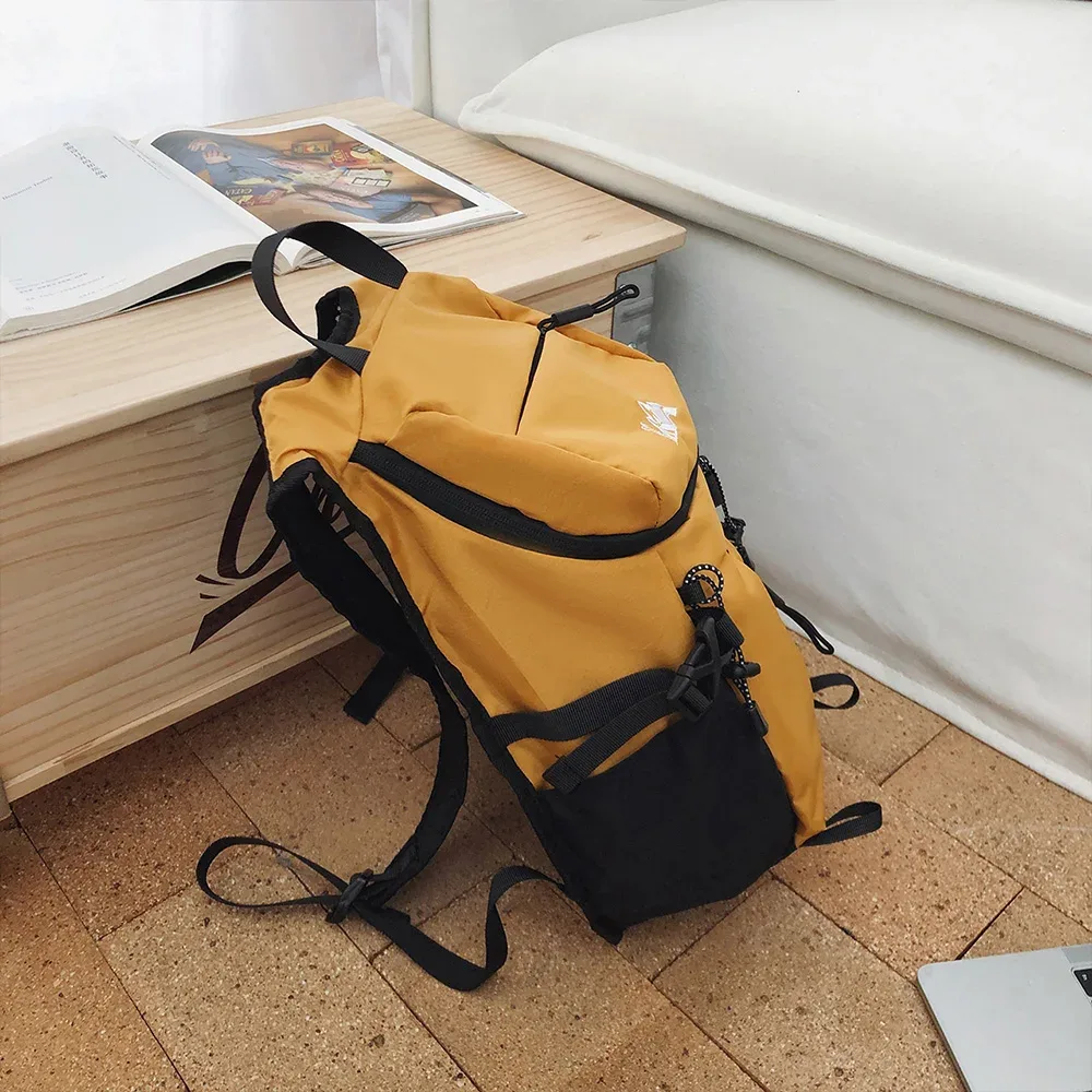 mini sac à dos d'extérieur léger à motif montagne avec sangle réglable pour la randonnée, les voyages, le camping et les sorties quotidiennes en plein air