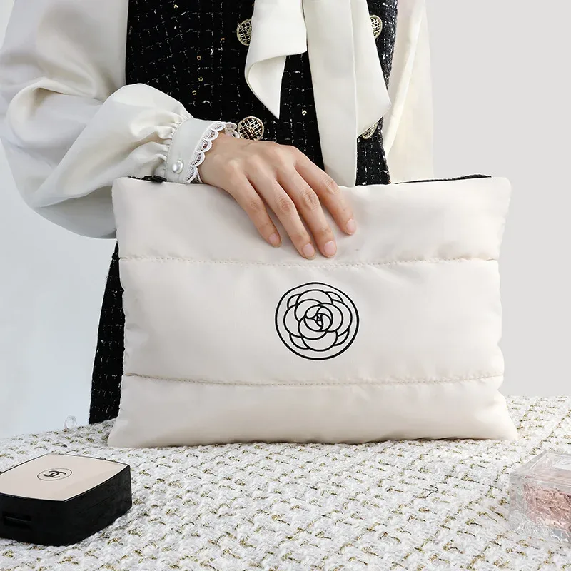 trousse de maquillage grande capacité en coton doux, organisateur de voyage portable et élégant pour femmes