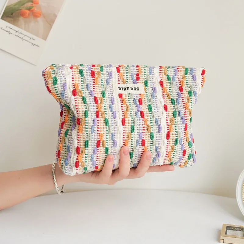 sac à cosmétiques en peluche jaune pour femmes, trousse de toilette de voyage portable, sac de rangement de changement de cosmétiques de grande capacité, pochette de banlieue ins