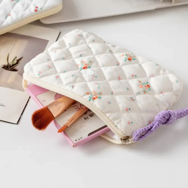 sac à cosmétiques avec nœud mignon, sac à cosmétiques à fermeture éclair pour femmes, petit étui de rangement pour rouge à lèvres, trousse de maquillage, sacs pour cartes de voyage pour dames