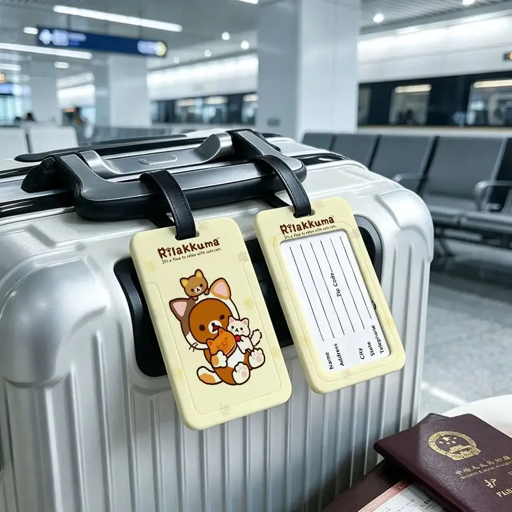 étiquette de bagage légère anti-perte en pvc kwaii cute p-rilakkumas bear avec pochette amovible pour carte d'information, accessoire de voyage pour sac à dos