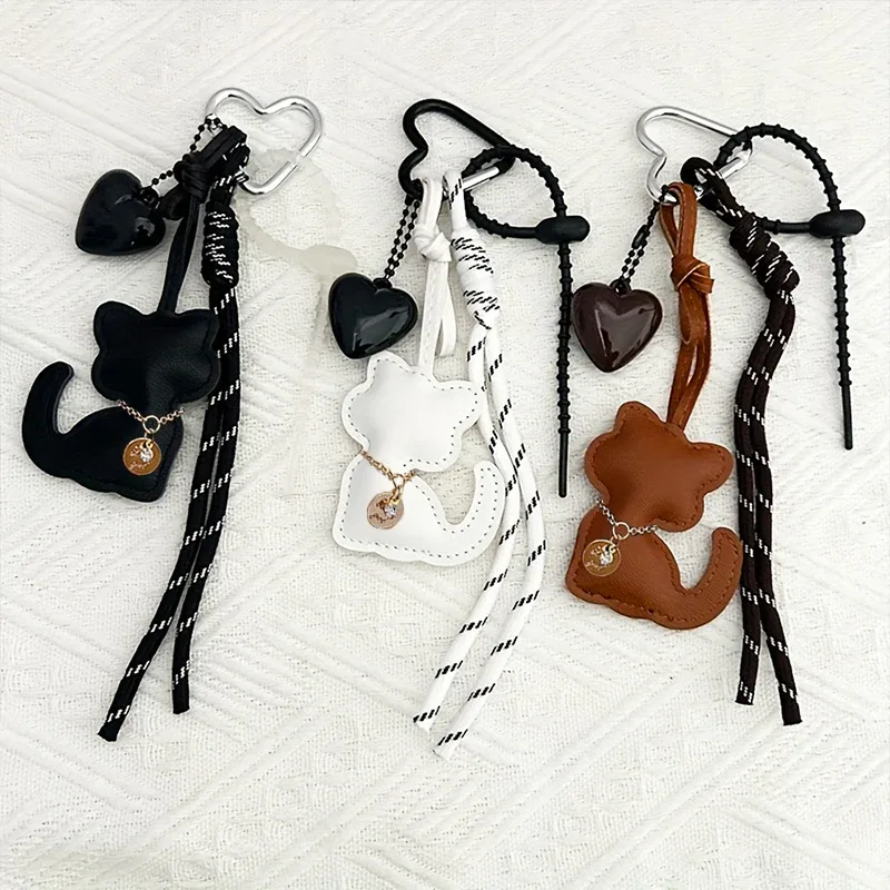 mignon porte-clés en cuir en forme de chat, pendentif esthétique pour sac à dos, cadeau pour les amoureux des chats, femmes et filles