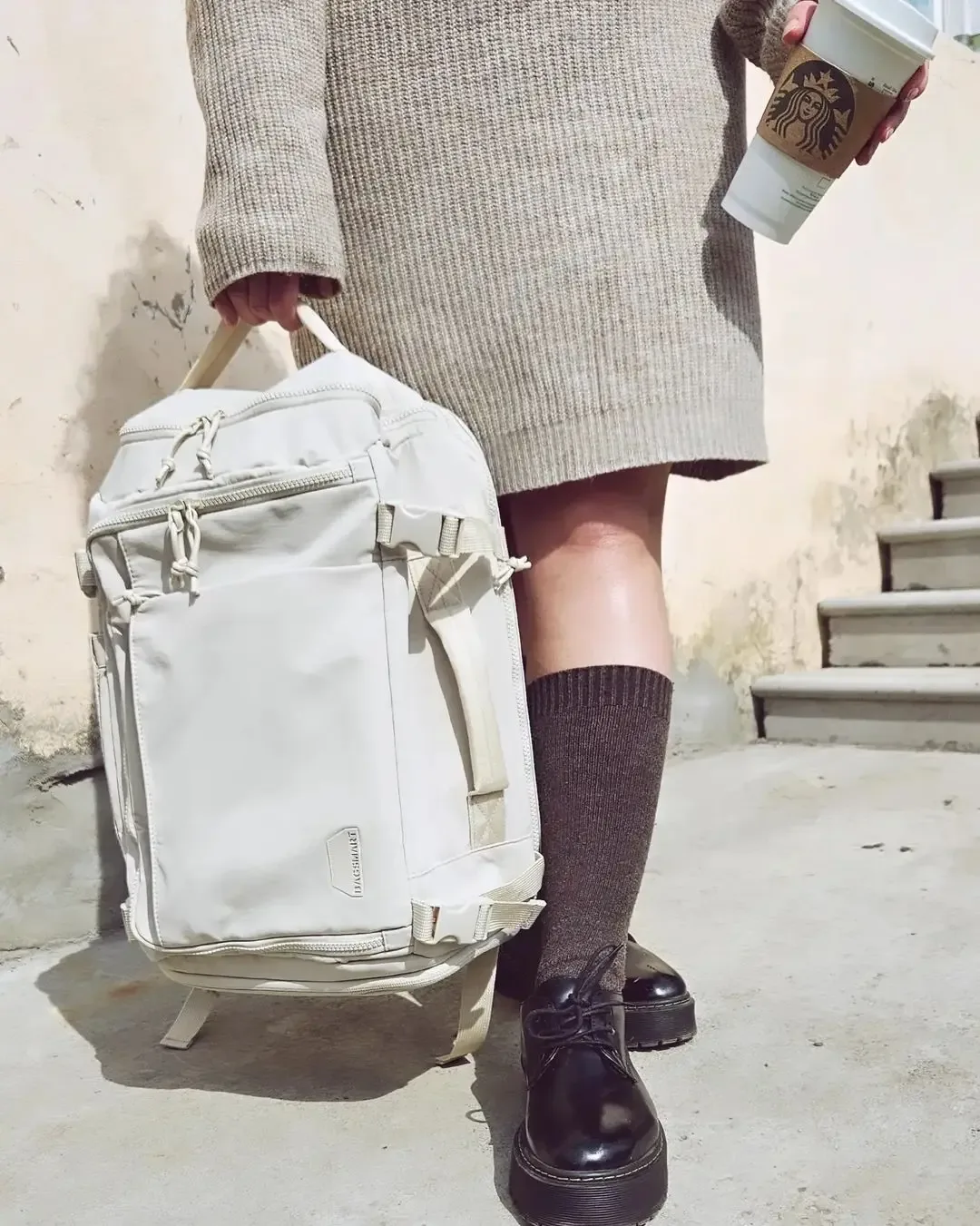 bagsmart sac à dos de voyage grande capacité sac à dos de compression sous vide femmes 15.6 pouces pochette d'ordinateur étanche étendre les sacs à dos pour hommes
