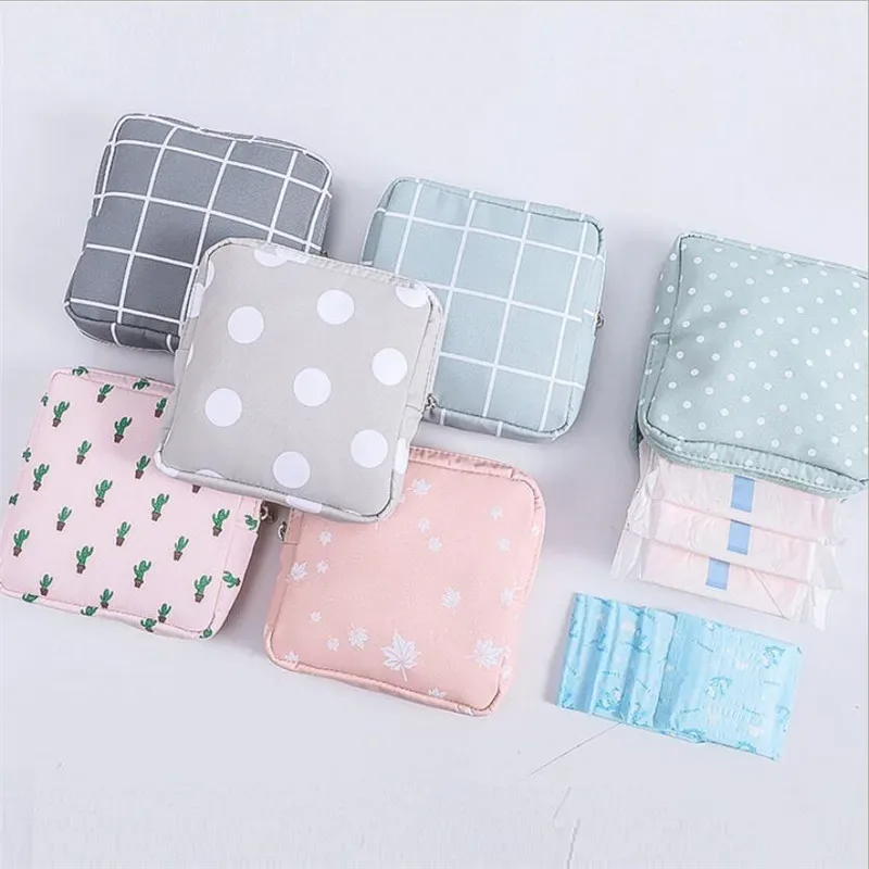 ensemble de petits sacs à cosmétiques pour femmes, mini serviettes hygiéniques à fermeture éclair pour filles, sacs de maquillage pour rouge à lèvres, pochette de rangement pour écouteurs et pièces de monnaie