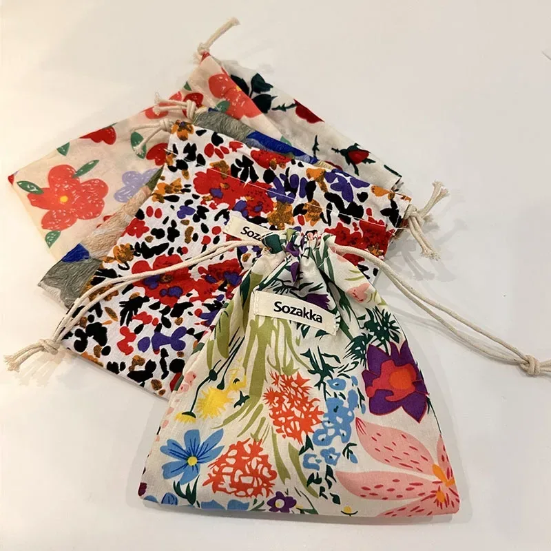 sac de maquillage mignon, cadeau de noël, organisateur de bijoux de bonbons, sac de rangement floral en coton et lin, pochette de rangement de finition pour femmes