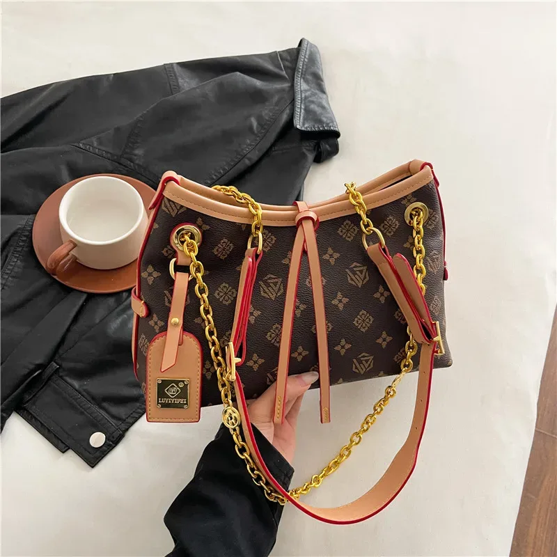sac fourre-tout de luxe grande capacité à imprimé floral, sac à bandoulière tendance pour femme avec chaîne, sac à main polyvalent en cuir souple pour le quotidien