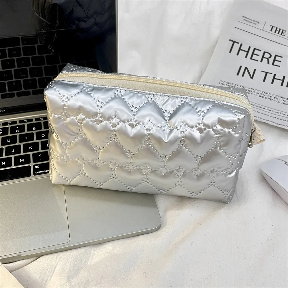 argent coréen matelassé pu amour arc sac cosmétique produits de soins de la peau pochette intérieure multi-fonction maquillage rouge à lèvres sac de rangement h