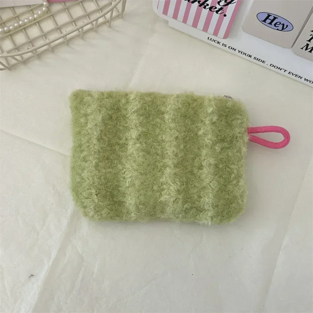 mini trousse de maquillage en peluche mignonne, portable, voyage, cosmétique, rouge à lèvres, écouteurs, carte, sac à main de rangement, pochette portefeuille pour femmes