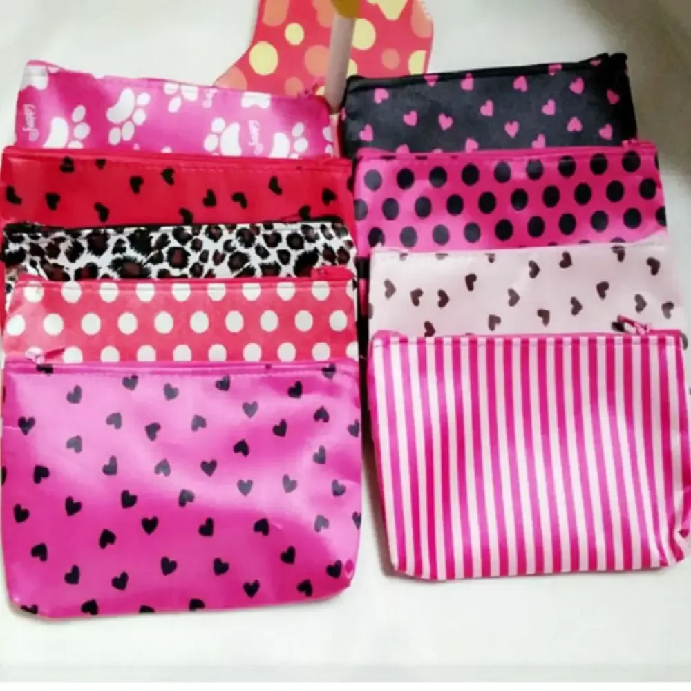 trousse de maquillage à motif de cœur, sac de rangement de toilette multifonctionnel à fermeture éclair, desig
