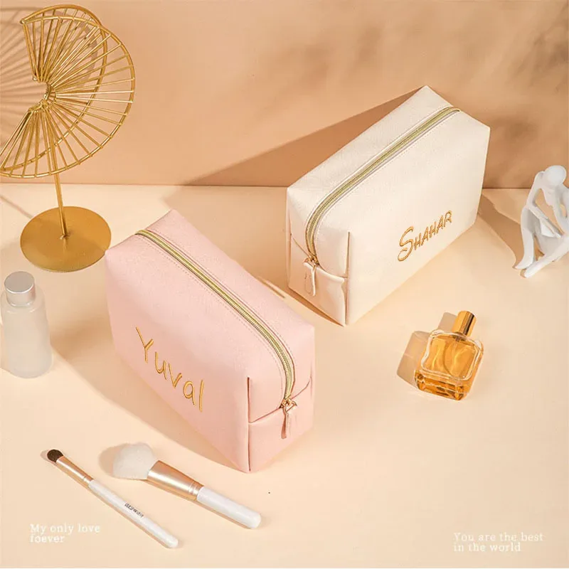 trousse de maquillage brodée personnalisée, portable en cuir pu saffiano, kits de cosmétiques de toilette imperméables pour hommes et femmes, logo avec nom personnalisé