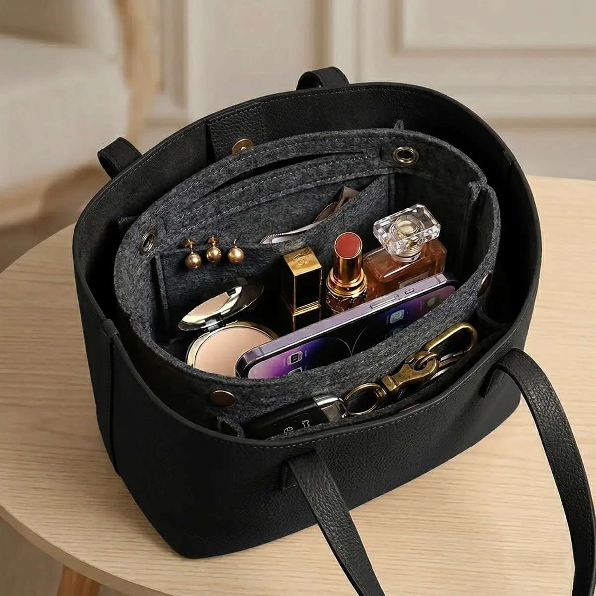 organisateur de sac à main en feutre ultra-plat avec fermeture à bouton-pression, sac de maquillage intégré avec plusieurs poches pour sac à main et sac fourre-tout