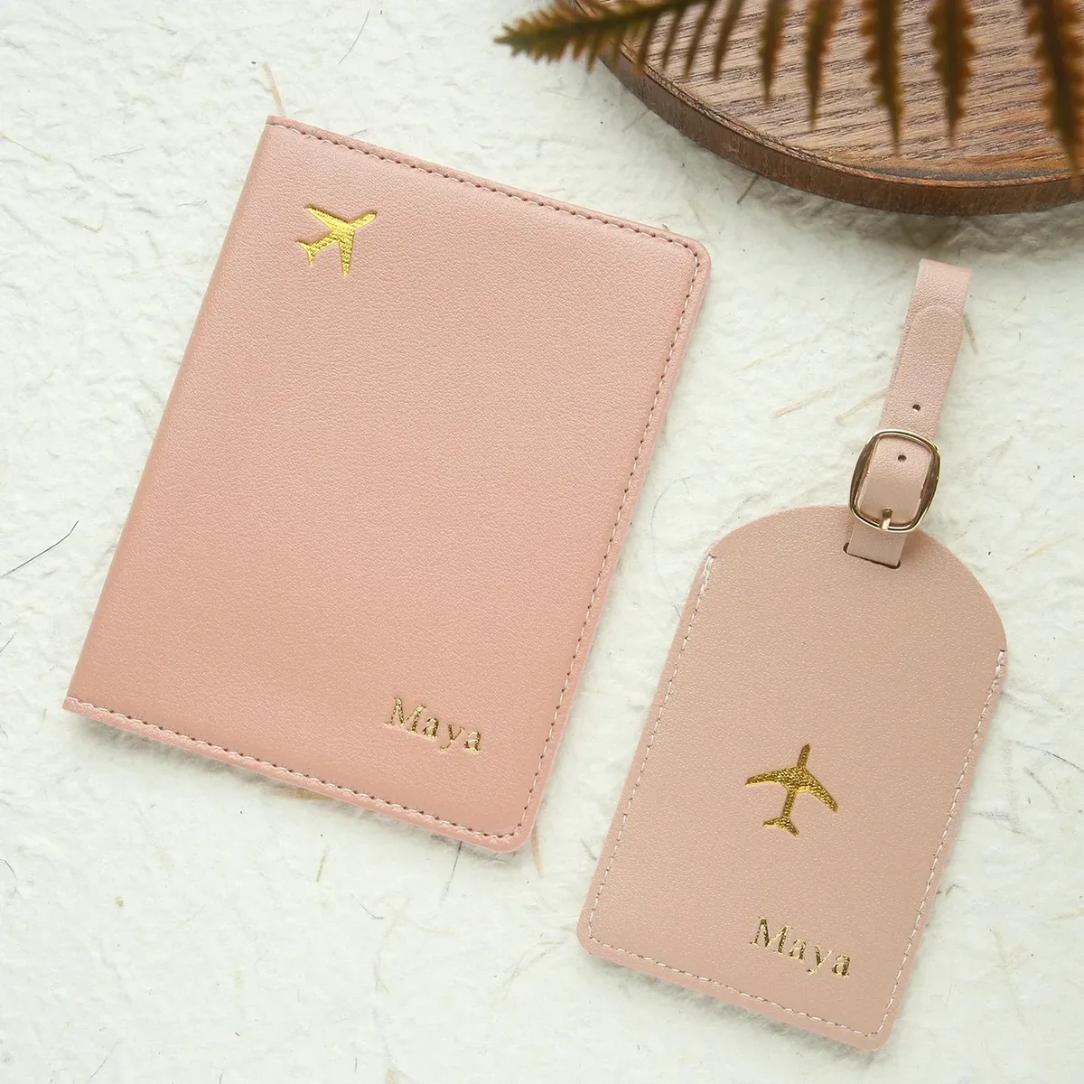 couverture de passeport avec nom personnalisé gratuit, ensemble d'étiquettes de bagage, porte-passeport en cuir pu à la mode, porte-monnaie de voyage personnalisé avec estampage doré