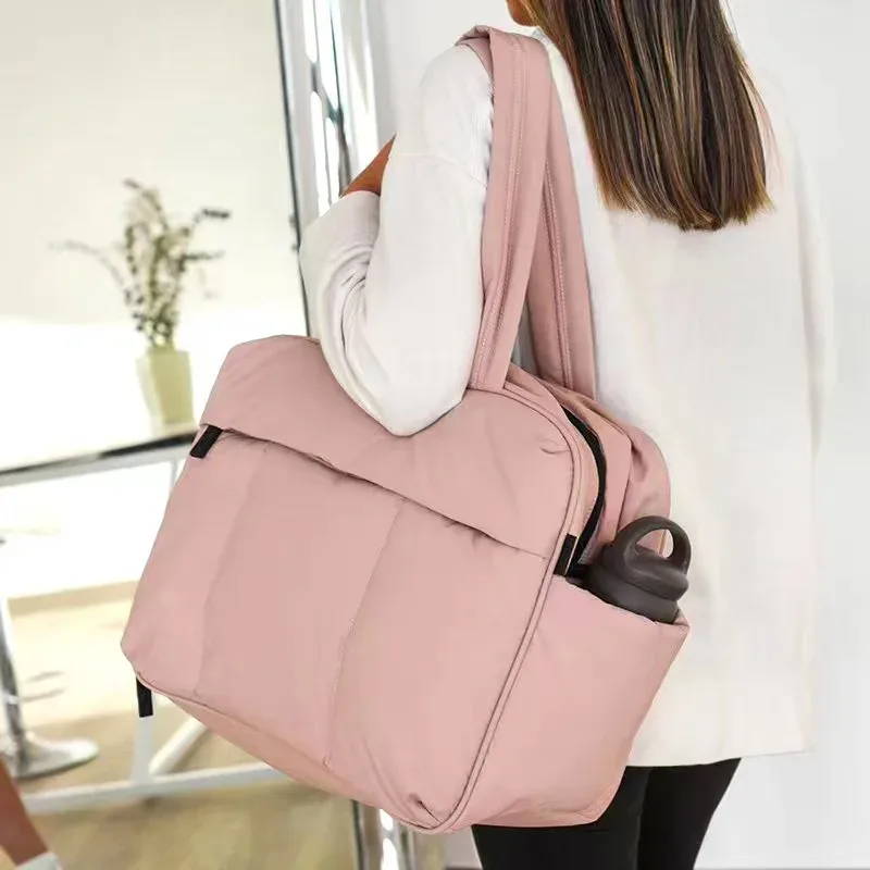 sac polochon en duvet grande capacité pour femmes, sacs à bandoulière multifonctionnels de grande capacité, séparation sèche et humide, sac à main de voyage