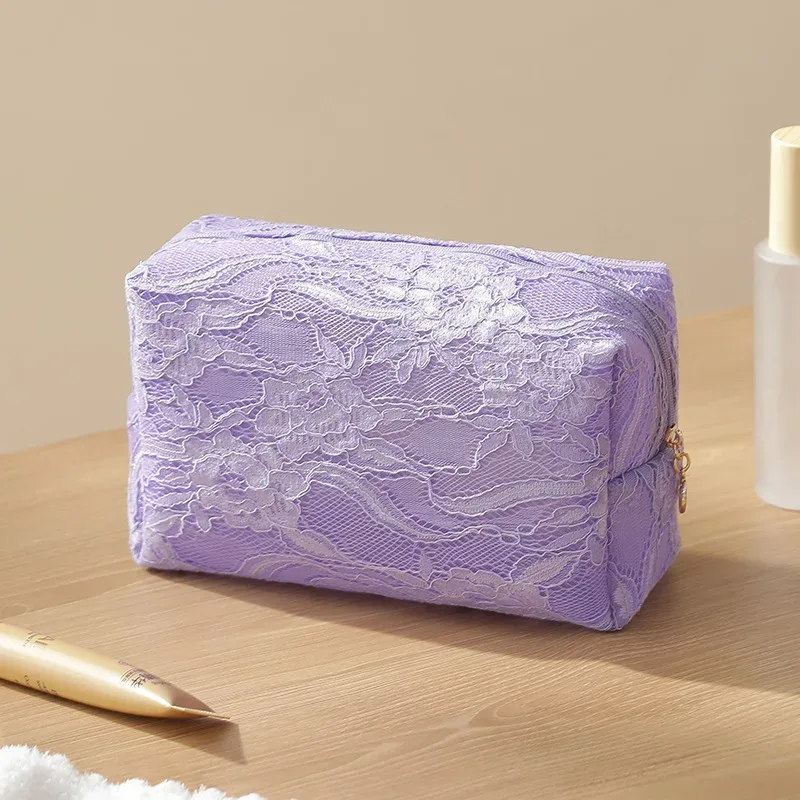 trousse de maquillage en dentelle pour femmes et filles, pochette en maille pour rouge à lèvres, organisateur de toilette de voyage avec poches intérieures pour les essentiels