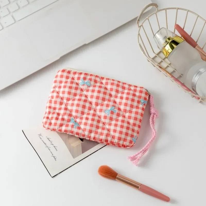 sac à cosmétiques avec nœud mignon, sac à cosmétiques à fermeture éclair pour femmes, petit étui de rangement pour rouge à lèvres, trousse de maquillage, sacs pour cartes de voyage pour dames