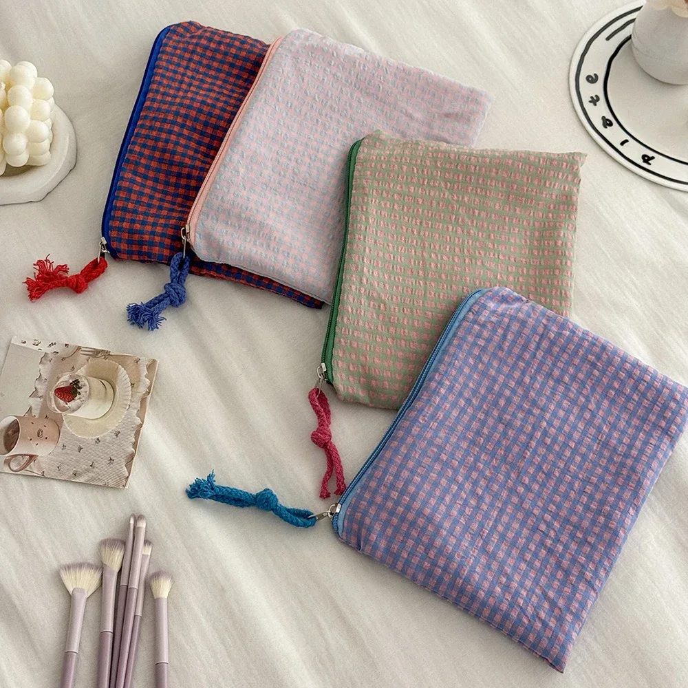 Sac à main à cosmétiques en maille Simple pour femmes, pochette de grande capacité, organisateur de voyage, sac de maquillage, Mini rouge à lèvres, sac de rangement de maquillage