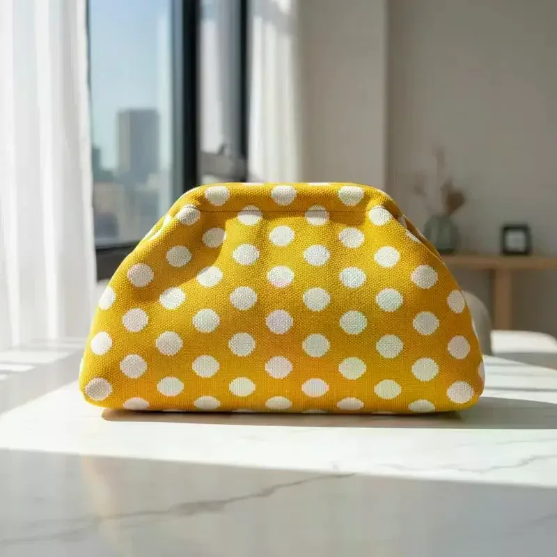 Trousse de Maquillage Rétro Européenne et Américaine à Pois - Pochette Cosmétique Portable Grande Capacité Tricotée à Blocs de Couleurs
