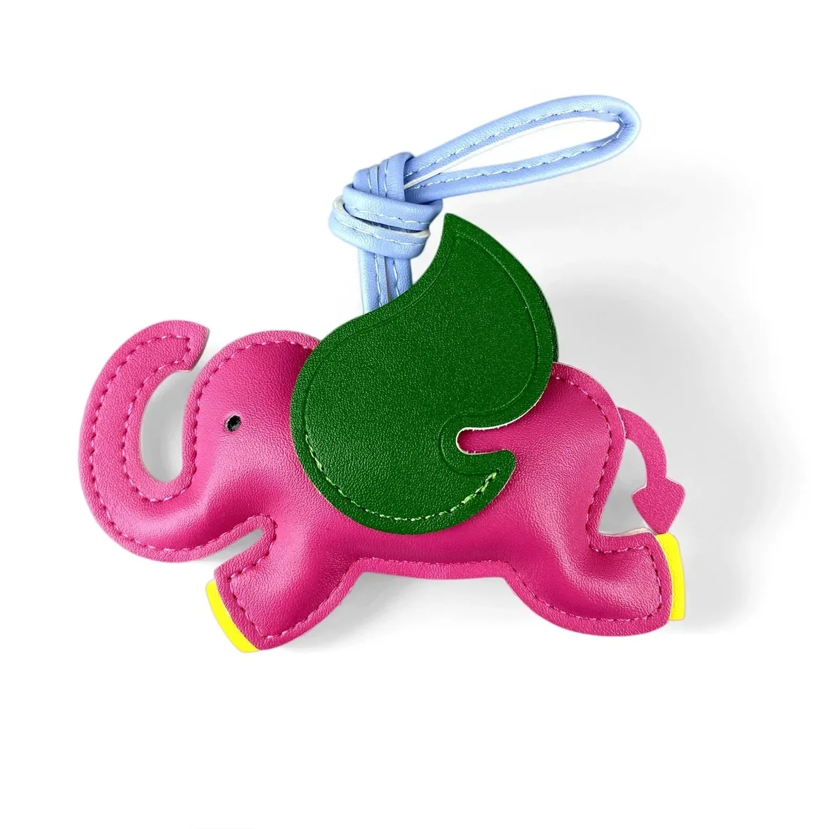 breloque amusante en cuir pu représentant un éléphant volant dumbo, pendentif animal pour sac à main, sac à dos, cadeau pour les amoureux des animaux, style bohème.