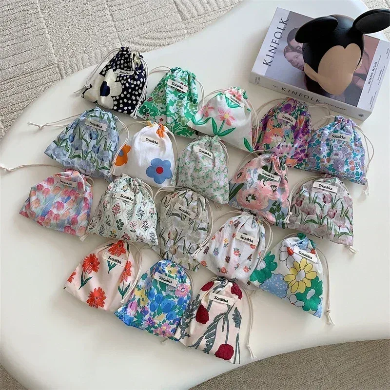 sac de maquillage mignon, cadeau de noël, organisateur de bijoux de bonbons, sac de rangement floral en coton et lin, pochette de rangement de finition pour femmes