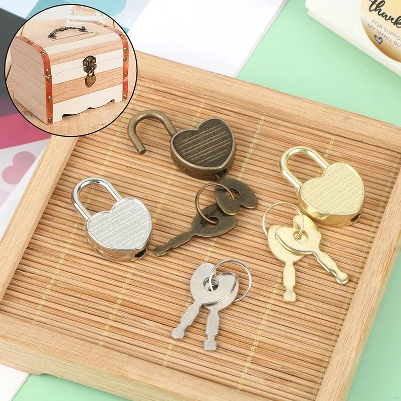 1 mis en forme de coeur cadenas mini bagages serrures matérielles avec serrure à clé pour le voyage de mariage