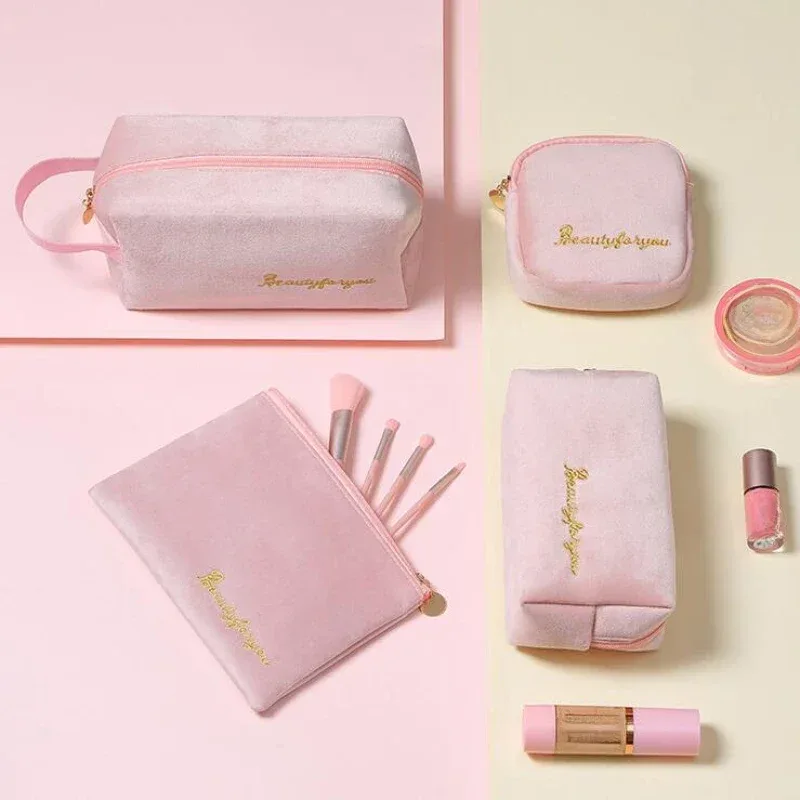 trousse de maquillage en peluche, trousse à cosmétiques pour femmes, grande trousse de toilette de voyage de couleur unie à fermeture éclair, pochette de lavage de beauté