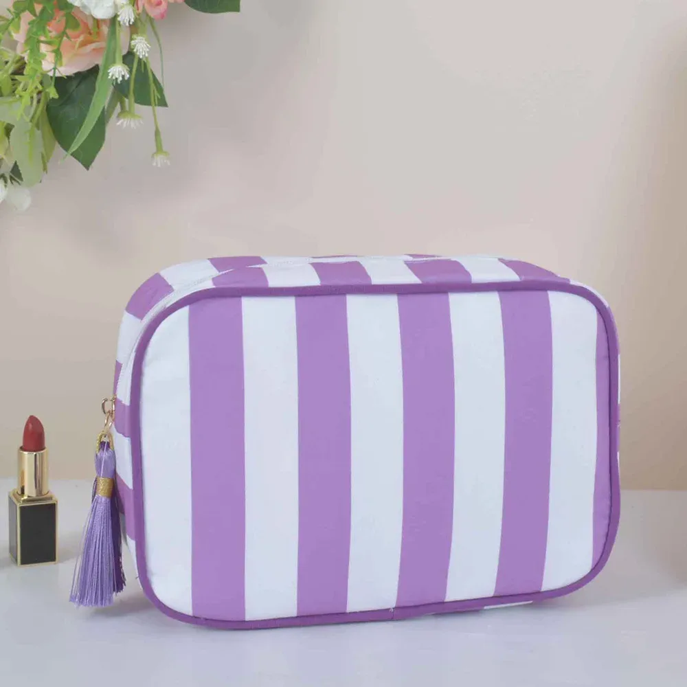 grand sac à cosmétiques de lavage rayé pour femmes, sac de maquillage à pompon avec fermeture éclair, grande capacité, rangement de toilette, pochette de rangement