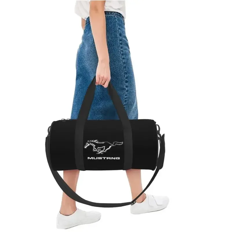 sac polochon de voyage imprimé mustang personnalisé, sacs de nuit de grande capacité, fourre-tout étanche, sac de sport léger pour yoga et gym