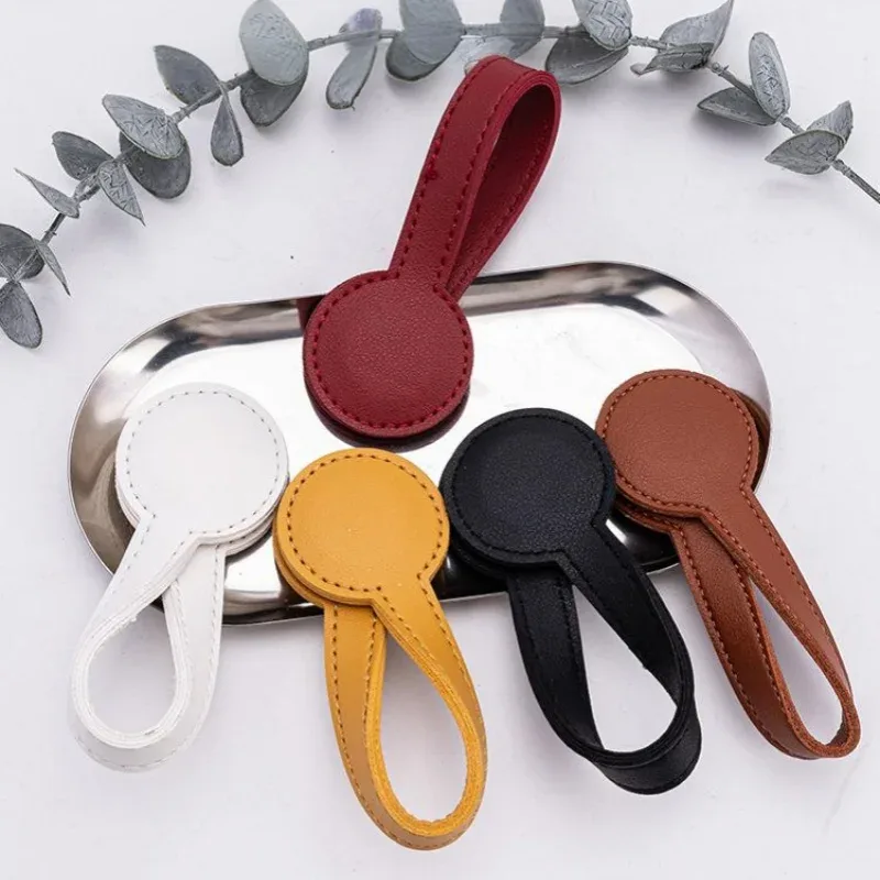 Clip de chapeau magnétique en cuir Pu polyvalent, organisateur rond magnétique puissant, breloques pour sac de voyage, accessoires de bagages
