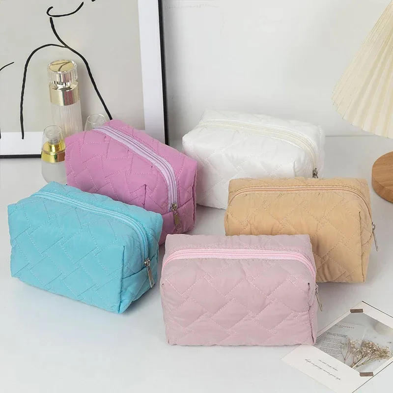 Sac de voyage cosmétique, sac de rangement portable pour soins de la peau et articles de toilette, sac de rangement souple simple de grande capacité