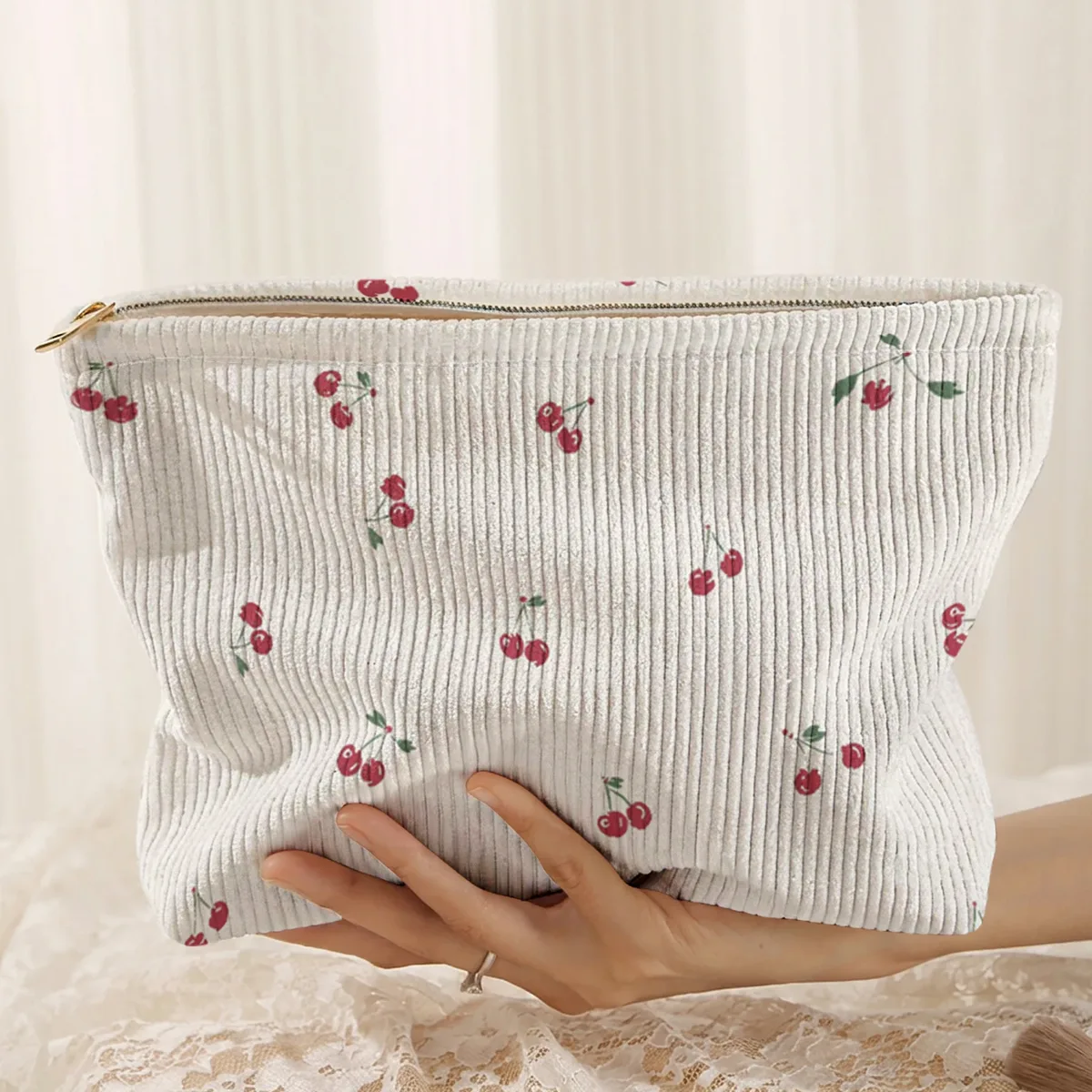 trousse de maquillage en velours côtelé imprimé cerises, boîte de rangement légère à fermeture éclair, sac multifonctionnel avec doublure
