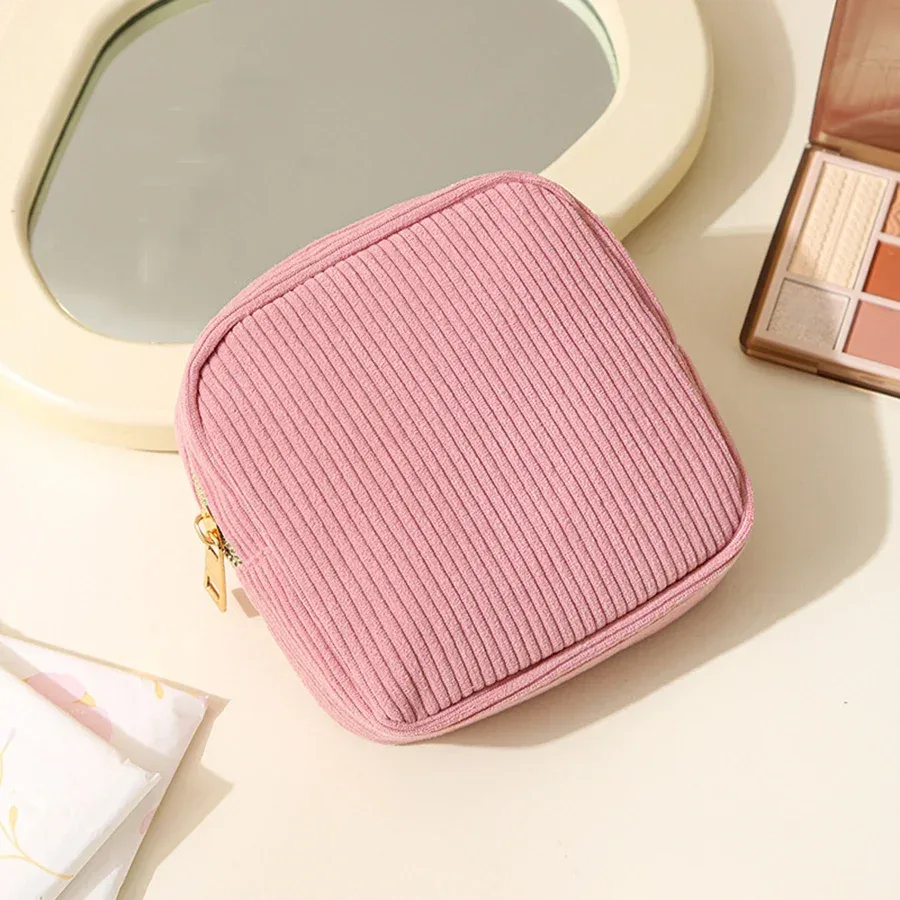 2025 mode maquillage rouge à lèvres serviettes hygiéniques étui mini pochette de rangement cosmétique femmes ins voyage organisateur sacs petite pochette