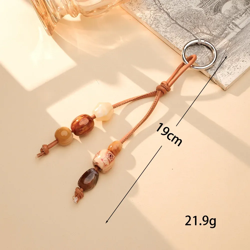 porte-clés vintage en résine avec cordon en cuir pour homme et femme, accessoire rétro pour sac à dos, cadeau pour usage quotidien et voyage