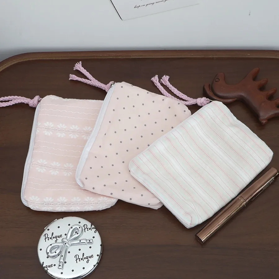 Pochette de maquillage rayée rose pour femme, mini sac à cosmétiques mignon, sac de rangement portable pour clés, écouteurs, rouge à lèvres, porte-monnaie