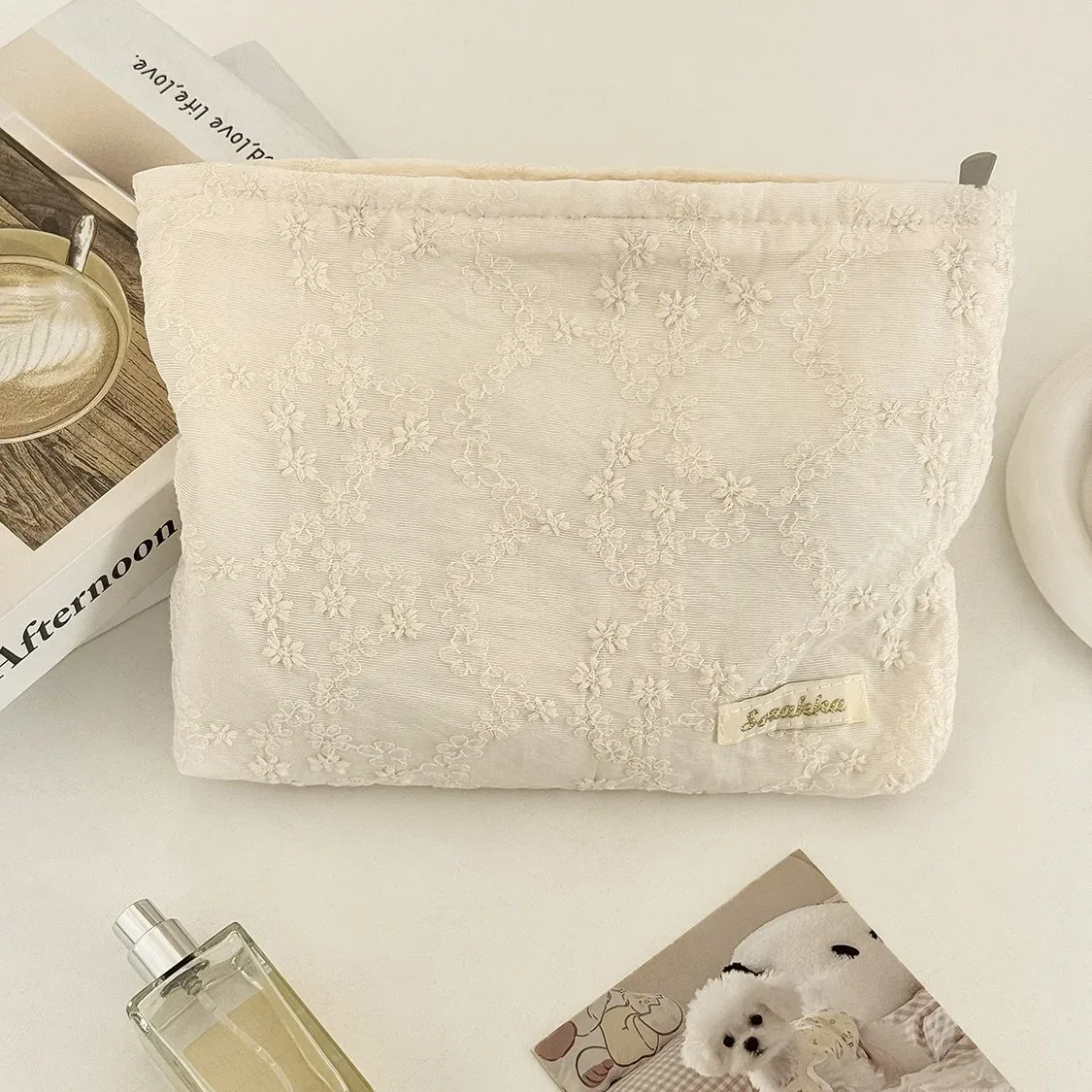 sac de rangement portable haut de gamme pour rouge à lèvres et soins de la peau yt, grande capacité, motif floral tridimensionnel, sac de maquillage