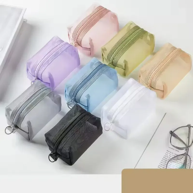 mini sacs cosmétiques en maille de nylon transparente, jolies petites pochettes pour femmes pour rouge à lèvres et maquillage, étui organisateur pour câbles de données, clés et écouteurs.