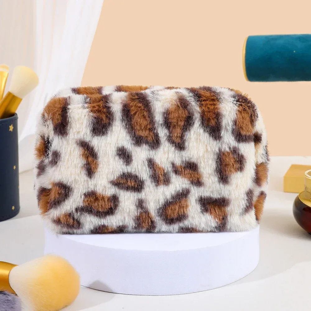 sacs de maquillage en peluche léopard pour femmes, sac à cosmétiques de voyage souple, étui de rangement pour dames et filles, étui de maquillage, sacs à main nécessaires