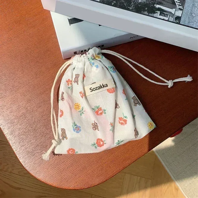 sac de maquillage mignon, cadeau de noël, organisateur de bijoux de bonbons, sac de rangement floral en coton et lin, pochette de rangement de finition pour femmes
