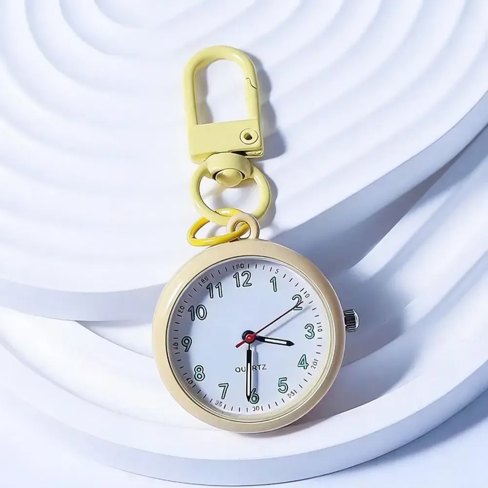 montre d'examen à mouvement silencieux, boîtier en alliage, couvercle en cuir, montre de poche mini format, design réutilisable, montre porte-clés, décoration de sac à dos
