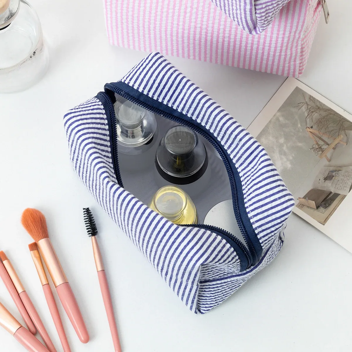 sac à cosmétiques rayé pour femmes, organisateur de maquillage de voyage à la mode, pochette de toilette portable à fermeture éclair pour filles