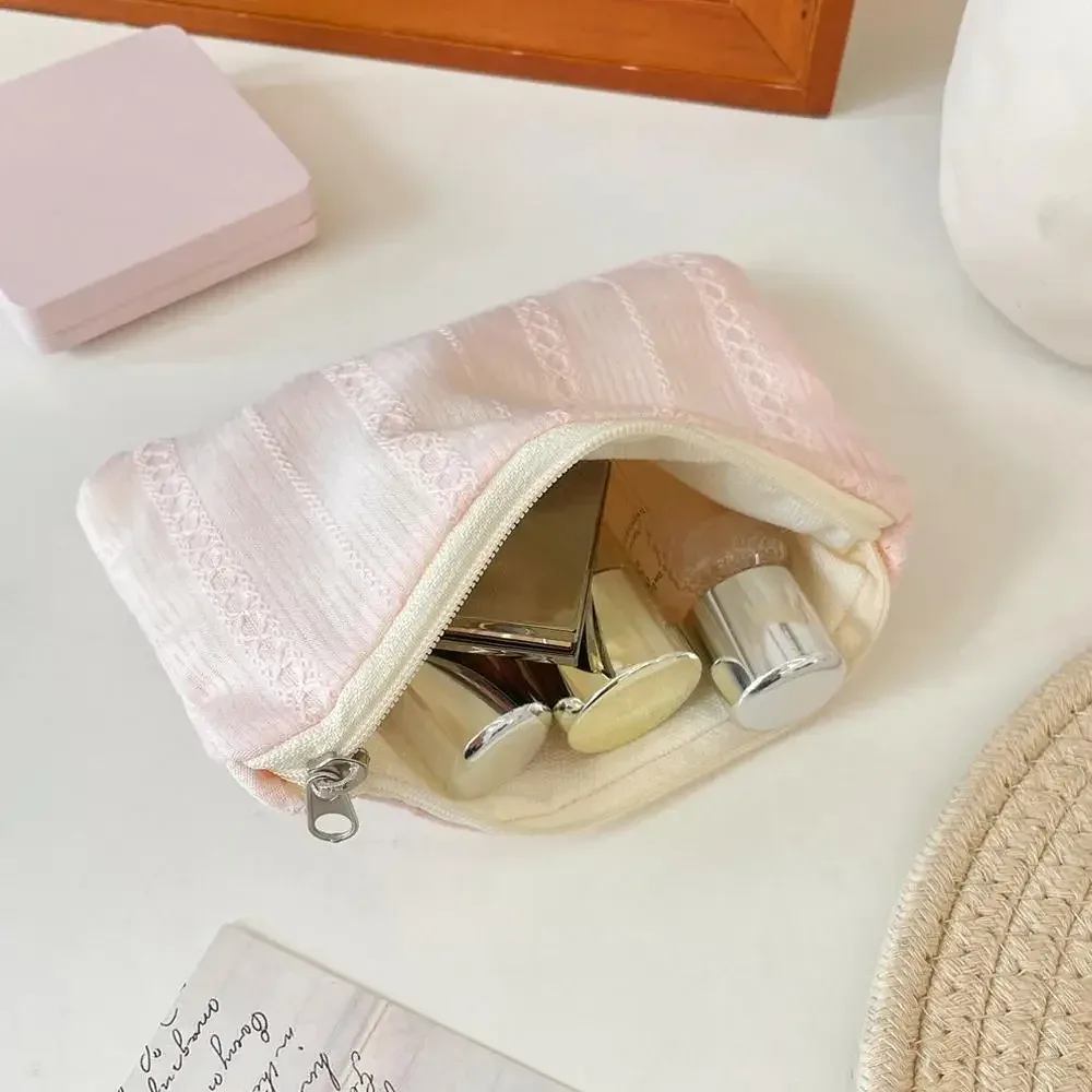 Sac de voyage mini kawaii pour cosmétiques, maquillage, rouge à lèvres, écouteurs, câbles de données, serviettes hygiéniques