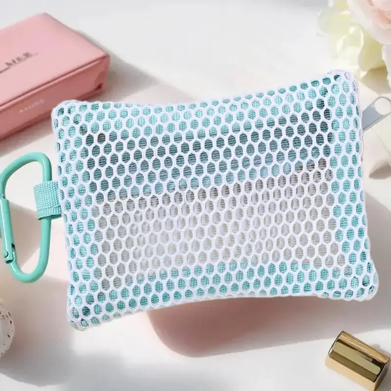 trousse de maquillage en maille transparente, pochette cosmétique portable élégante avec fermeture éclair, conception plate pour les articles de toilette et le rangement du maquillage