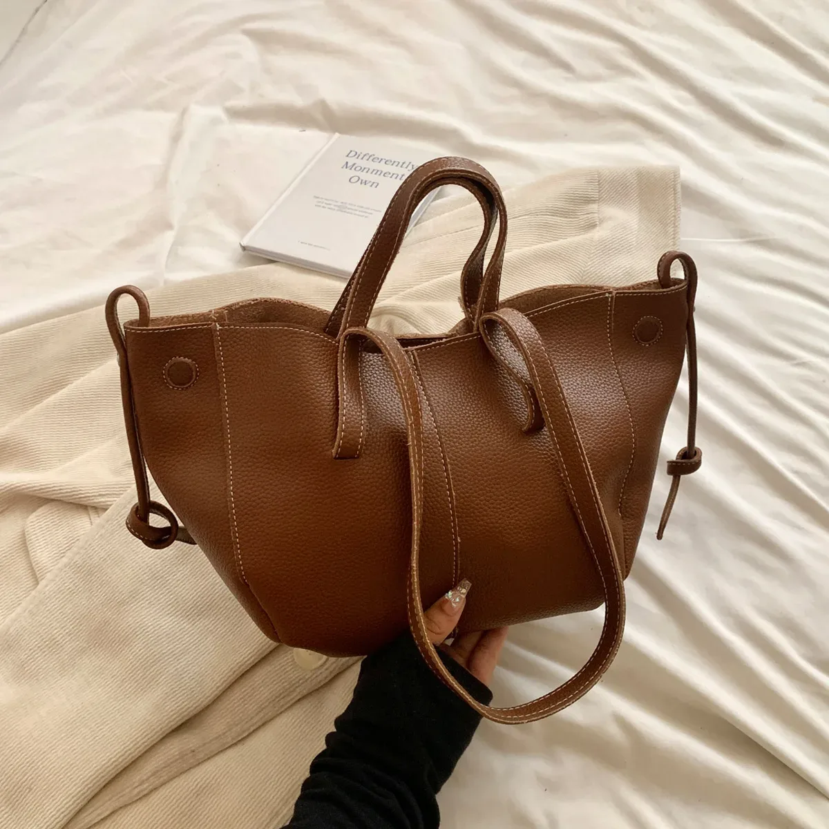 sac à dos grande capacité en cuir pour femme, sac à main de luxe pour le quotidien, sac de shopping, sac de voyage, sac fourre-tout imperméable et tendance