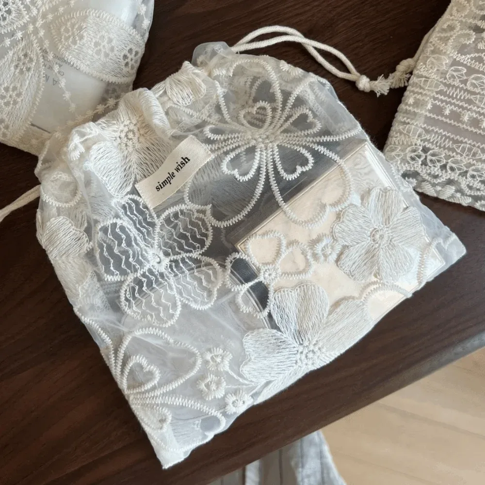pochette à cordon portable pour broderie florale, sac de rangement rétro en dentelle ajourée, petite trousse de maquillage pratique à tenir à la main