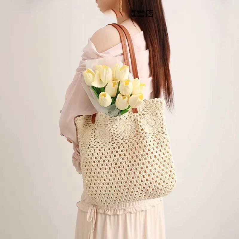 sac fourre-tout en coton au crochet pour femme, sac à bandoulière ajouré tricoté, sac à main tissé décontracté d'été pour la plage avec poignée en cuir pu