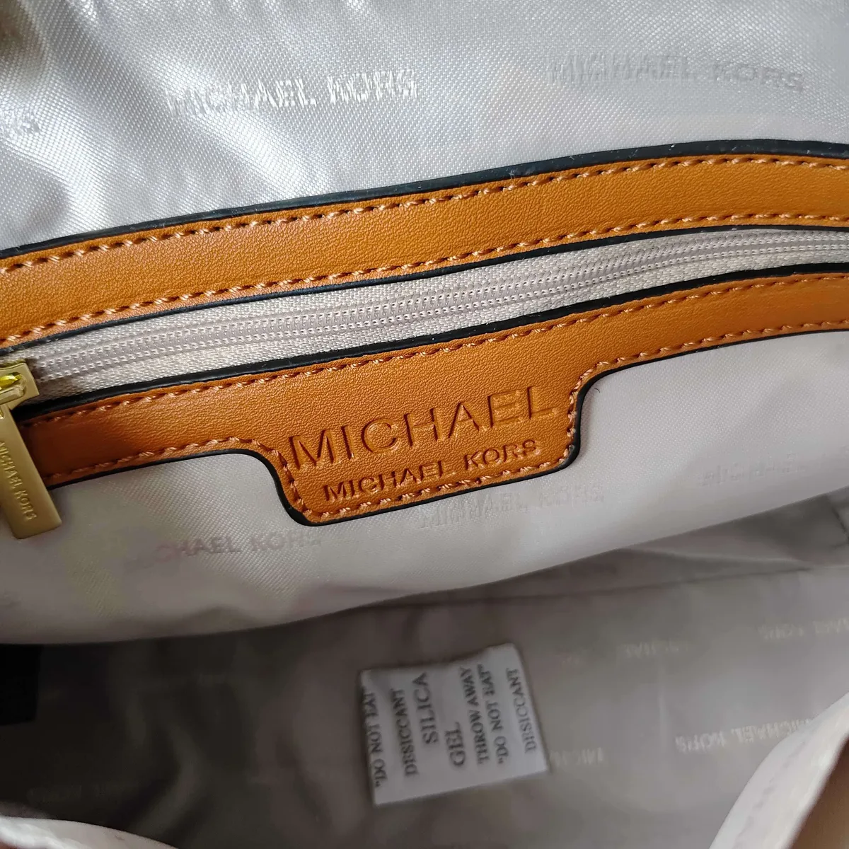 Sac à bandoulière classique et élégant pour femme Michael Kors, nouveau design, sac à bandoulière vintage en cuir en forme de coquille à double compartiment.