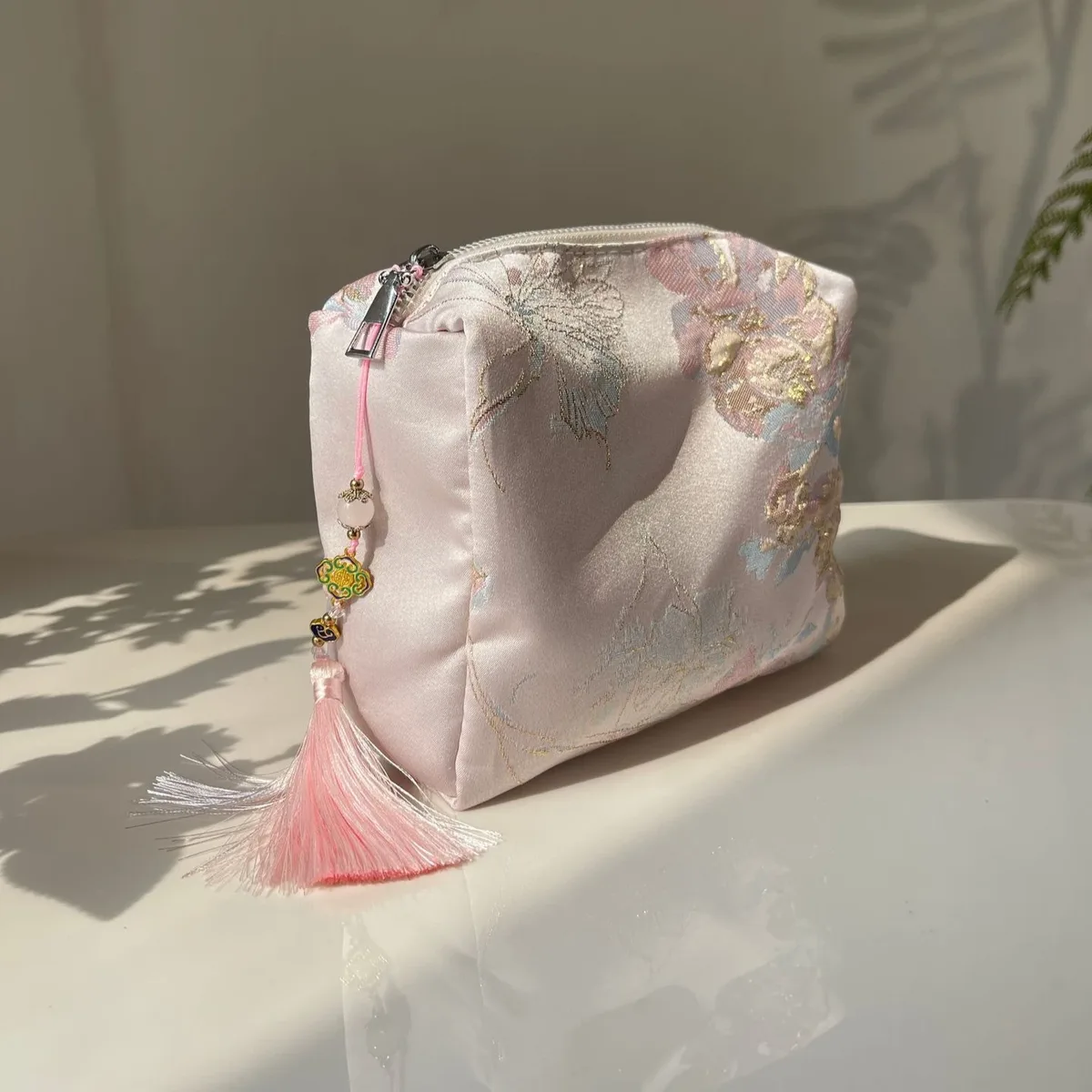 sac à cosmétiques élégant à fleurs pour femmes, organiseur de maquillage de voyage, pochette à fermeture éclair, sac de rangement